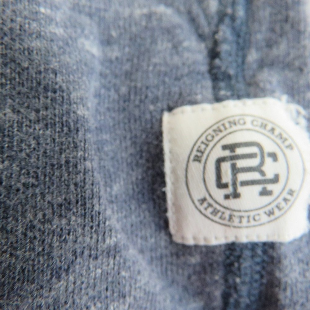 REIGNING CHAMP Heathered Blue Midweight Terry Sweat Short - Size M - Picture 6 of 13